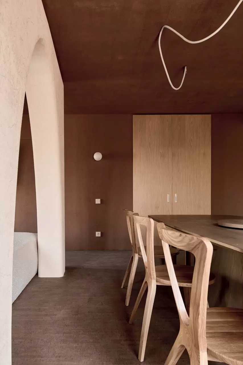 obnimayushchaya-gostinaya-dlya-mnogodetnoy-semi 3