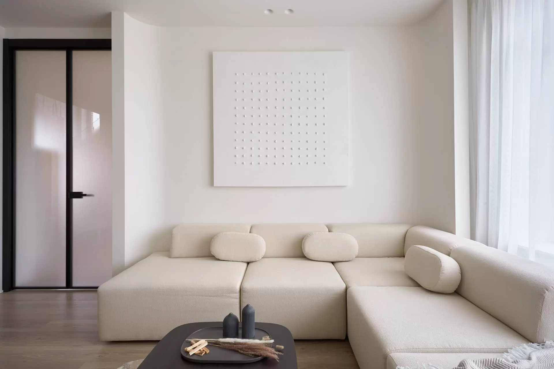 obnimayushchiy-minimalizm-10