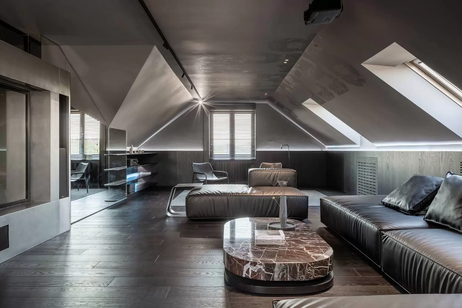 mansarda-v-parallelnoy-realnosti-7