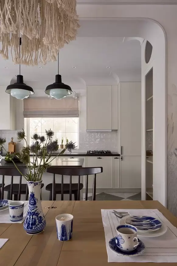 chekhovskie-sezony-dlya-kukhni-gostinoy-8