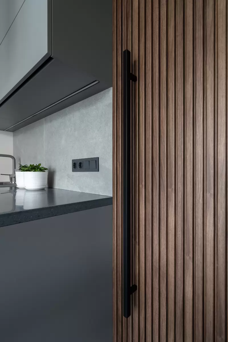 pyatiugolnaya-kukhnya-12