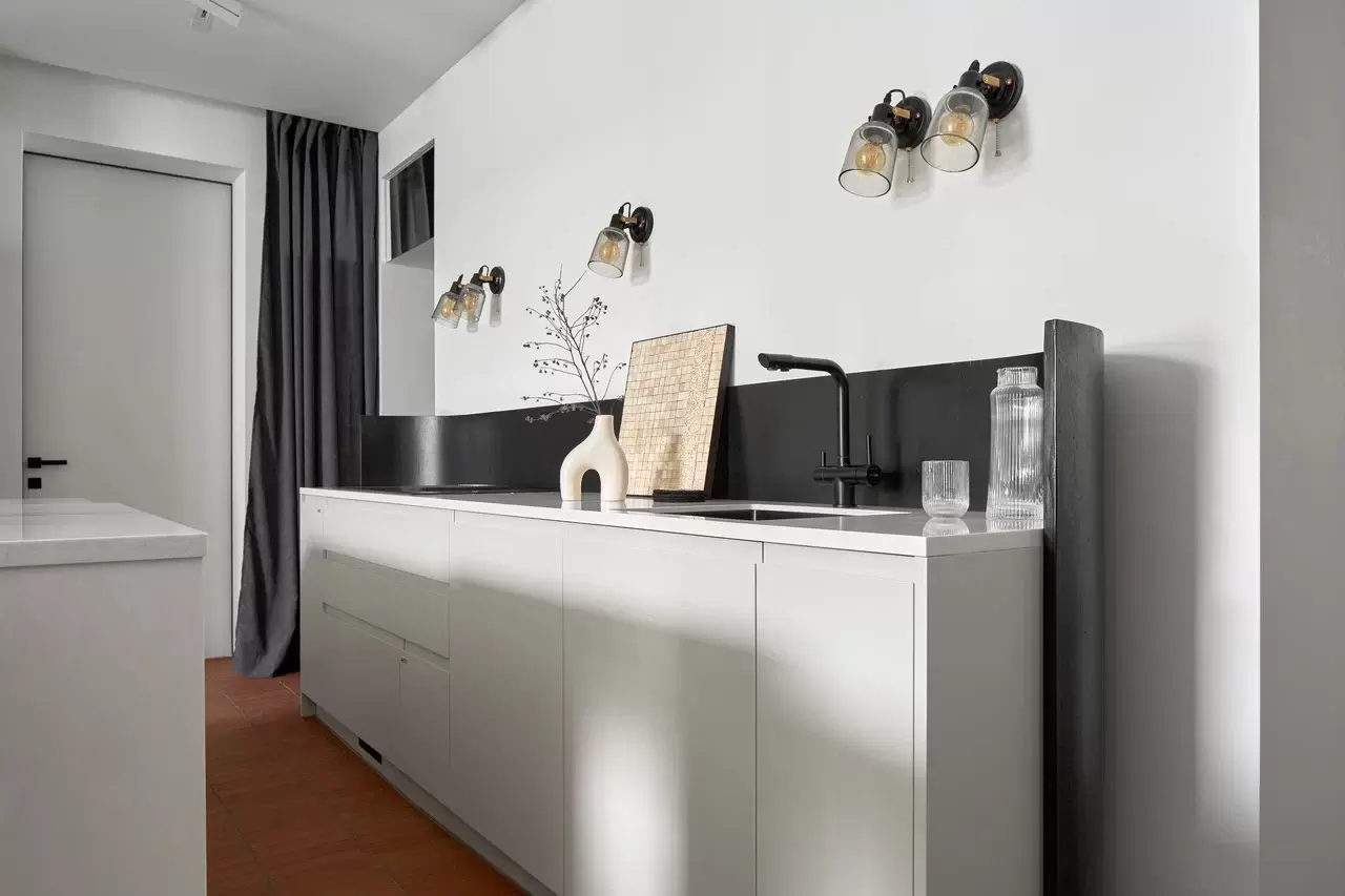 kukhnya-gostinaya-i-selskiy-minimalizm-7