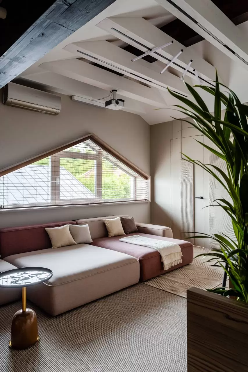 tropicheskaya-mansarda-s-krolichey-noroy-7