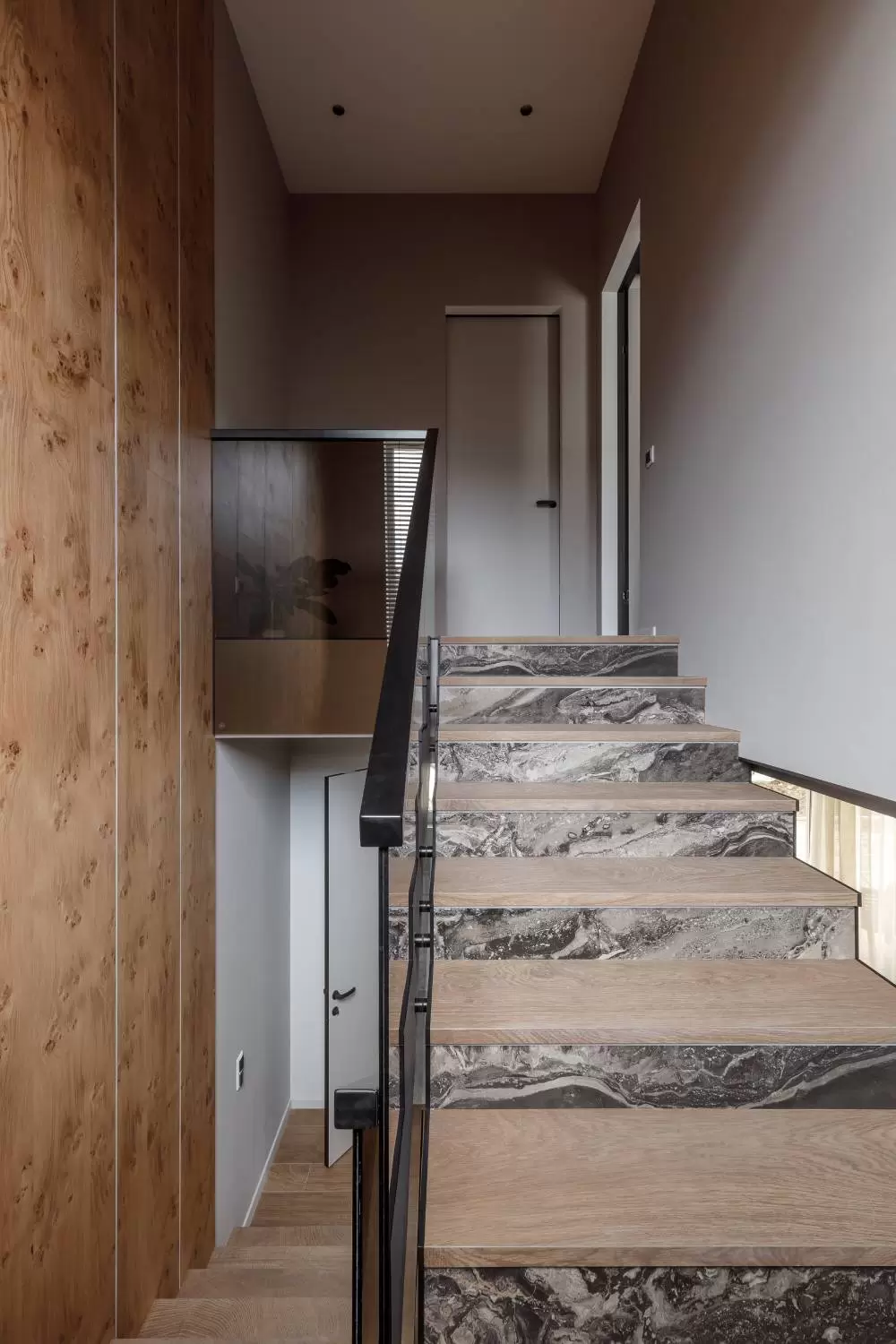 kottedzhnyy-kompleks-izumrudnyy-gorod-v-rabote-8