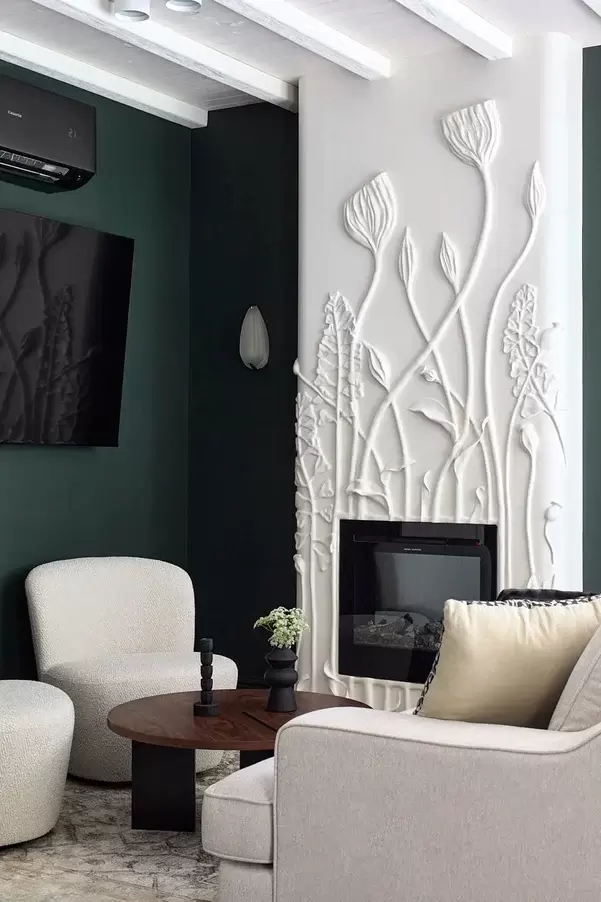 kukhnya-gostinaya-s-tsvetushchim-kaminom-18