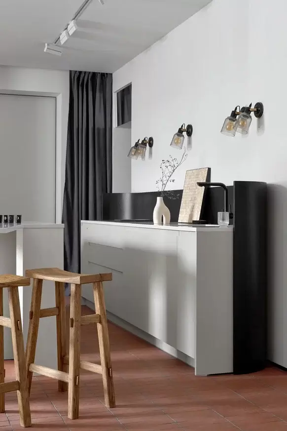 kukhnya-gostinaya-i-selskiy-minimalizm-16