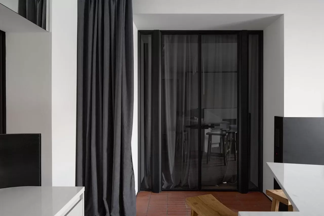 kukhnya-gostinaya-i-selskiy-minimalizm 3