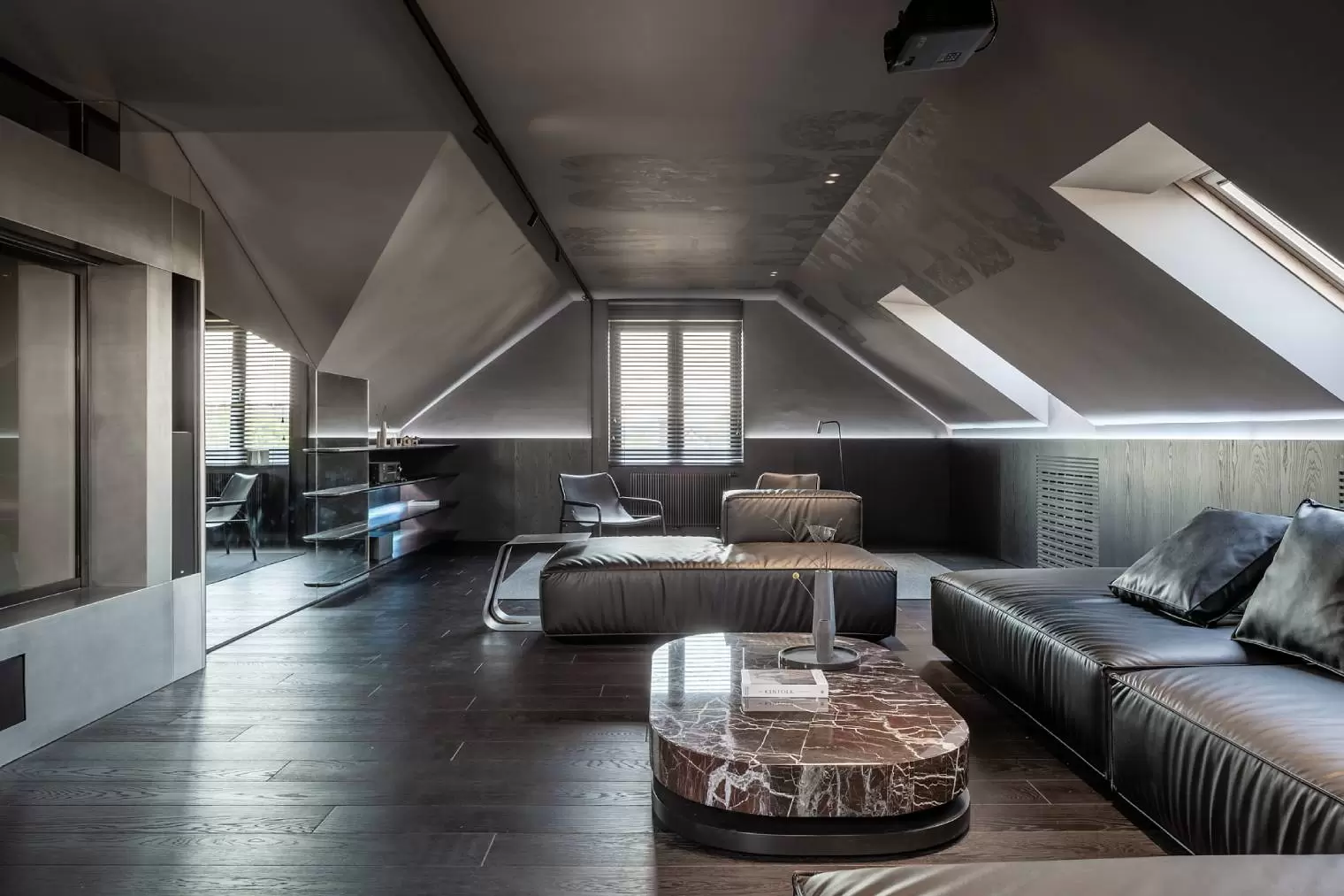 mansarda-v-parallelnoy-realnosti 4