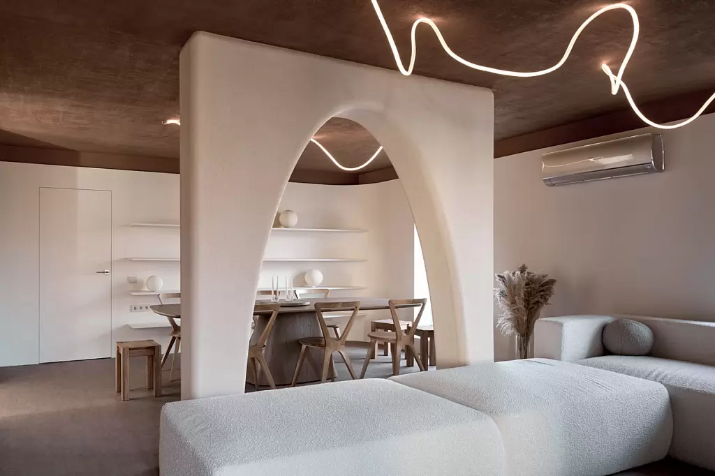 obnimayushchaya-gostinaya-dlya-mnogodetnoy-semi 1