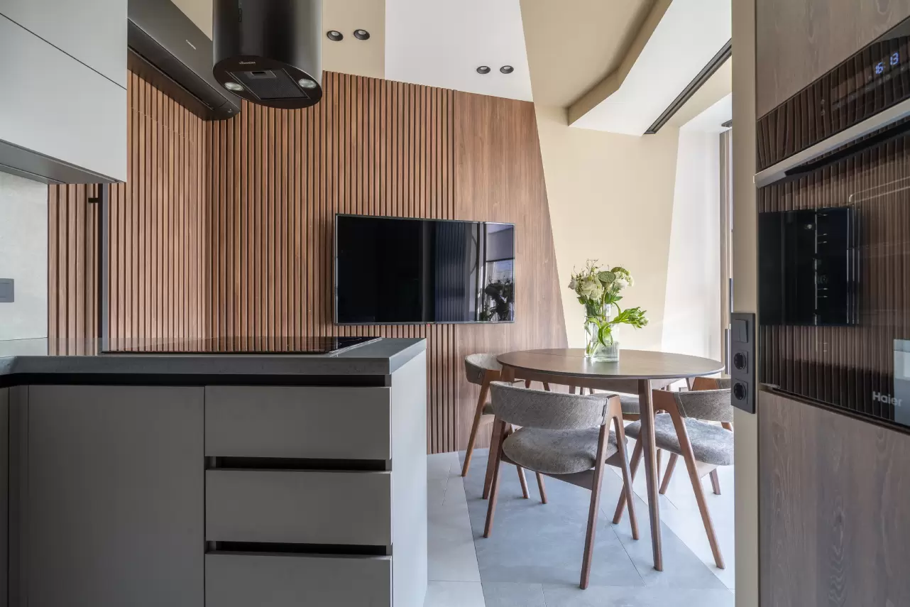 pyatiugolnaya-kukhnya 0