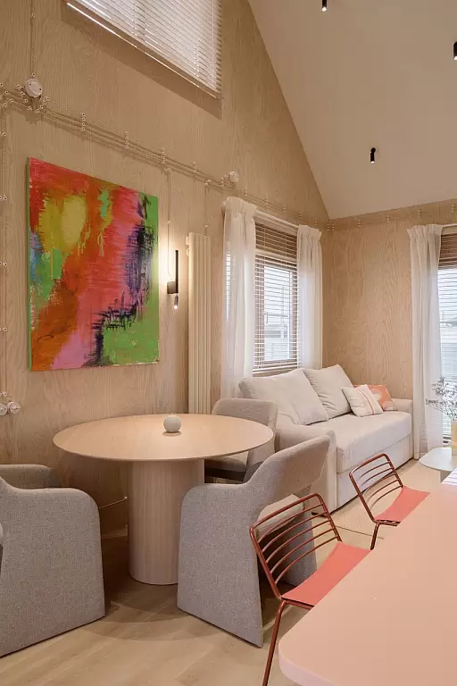 kukhnya-so-vtorym-svetom-9